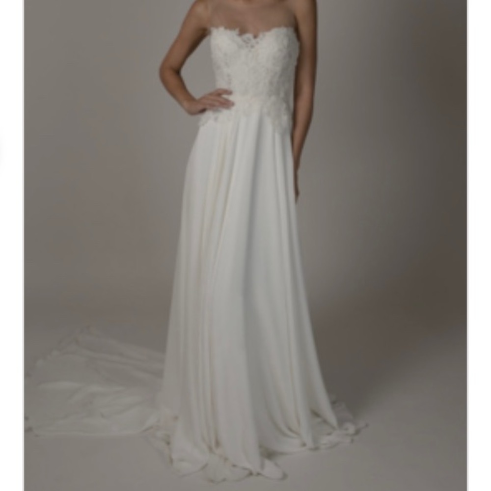 UNALTERED Sarah Seven Wedding Dress